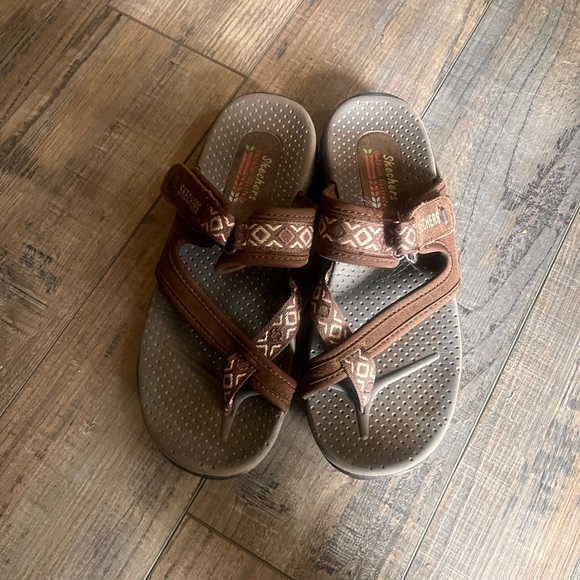 Skechers Brown Sandals with Patterned Straps - Picture 1 of 2